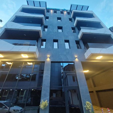 Executive Suites By Modern Living Skopje Exterior photo