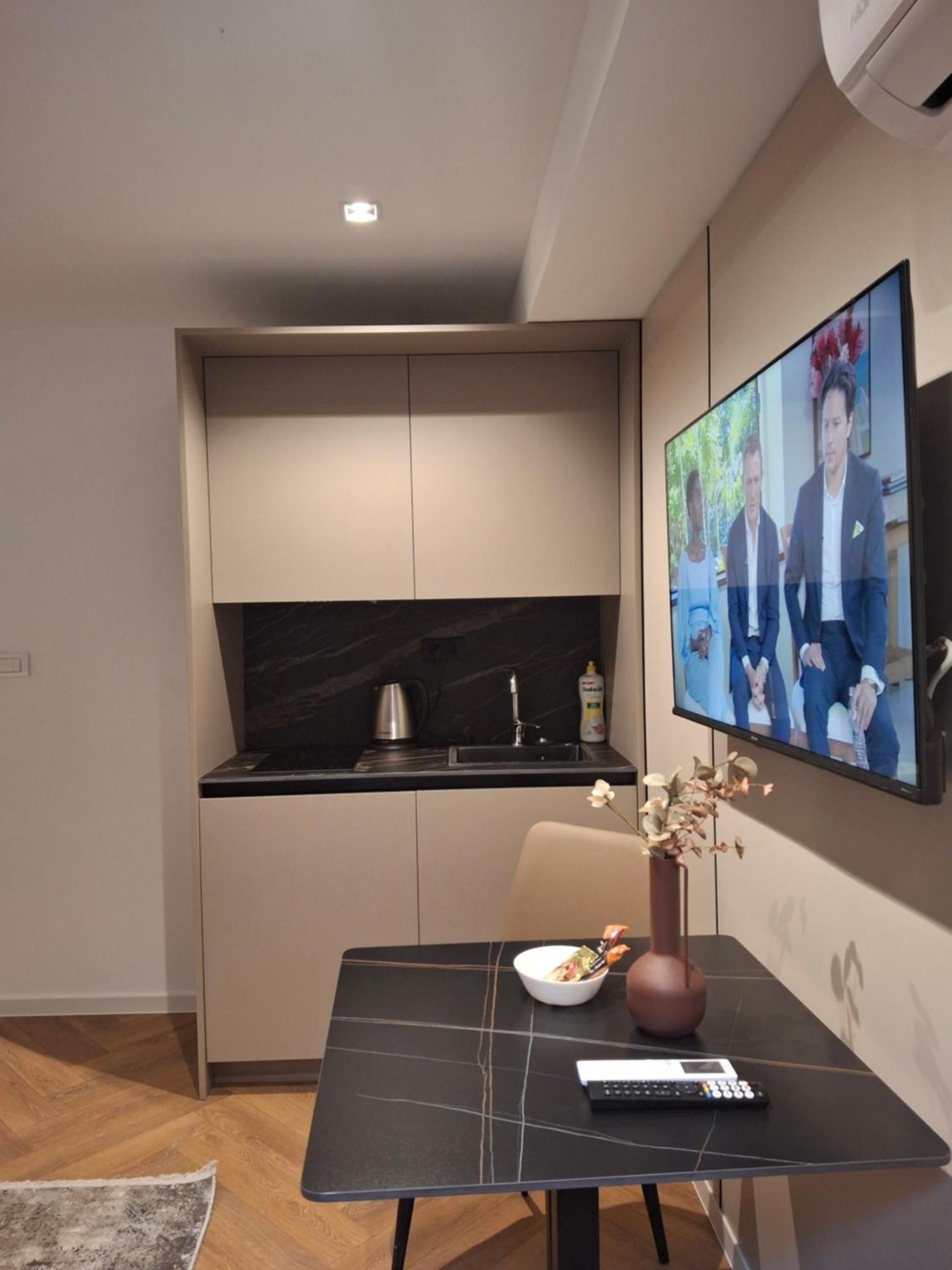 Executive Suites By Modern Living Skopje Exterior photo