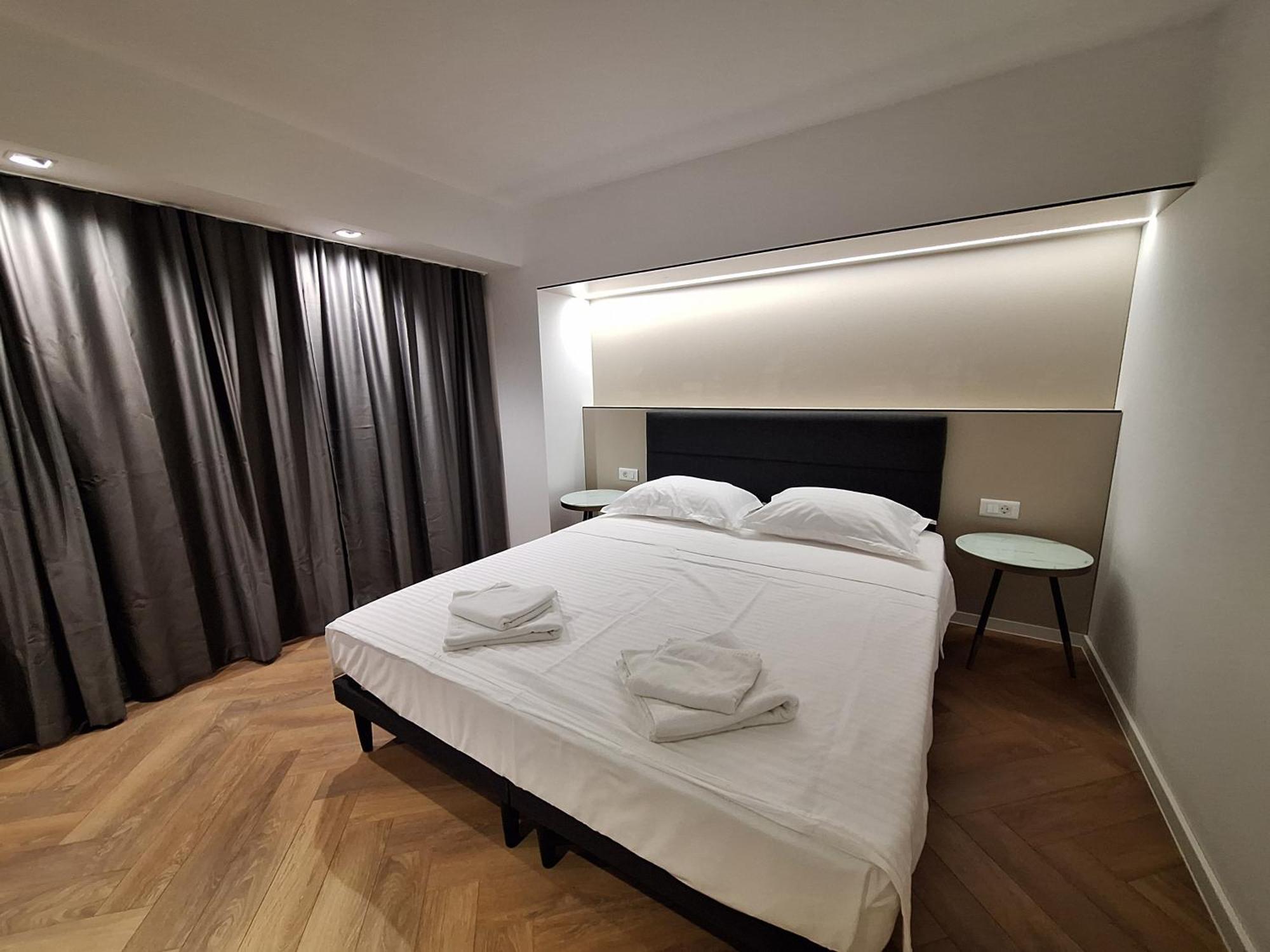 Executive Suites By Modern Living Skopje Exterior photo
