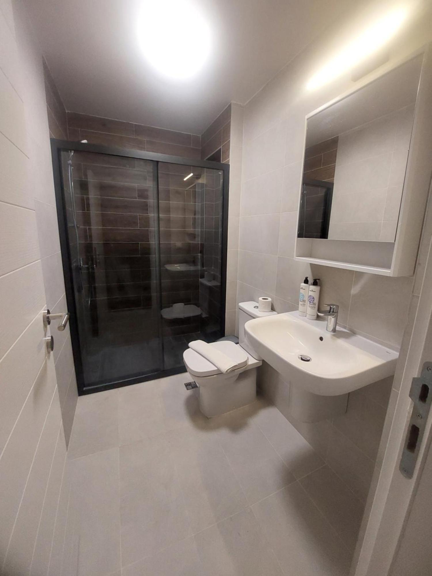 Executive Suites By Modern Living Skopje Room photo